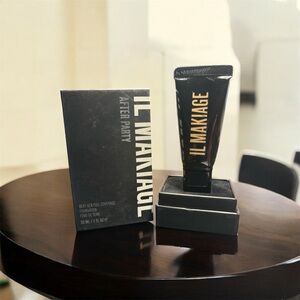 IL MAKIAGE After Party Foundation in Black and Gold- PACKAGE OPEN FOR PICTURES
